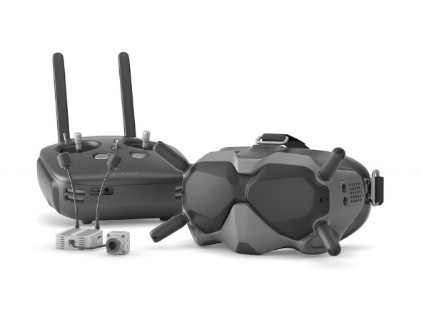 DJI FPV Fly More Combo (Mode1/2) ※在庫あり DJI FPV Fly More Combo (Mode1/2) ※在庫あり
