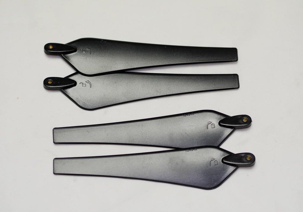 12 x 45" Nylon Folding Propeller Set (one CW, one CCW) Black