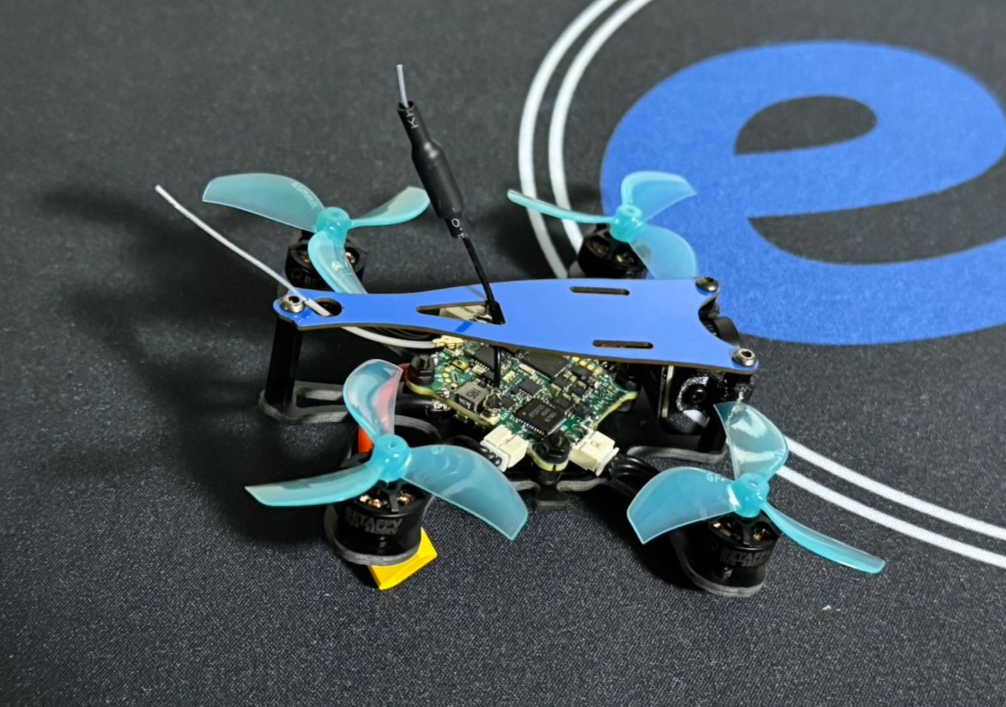 EP-MODELS Nano Vespa80 Freestyle Quadcopter ELRS受信機付　完成機　※受注生産